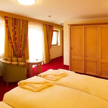 Montana Hotel