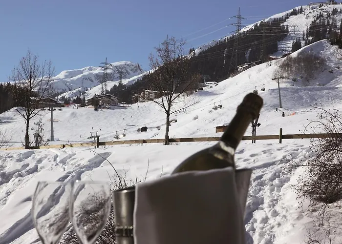 Montana 4* 장크트안톤암아를베르크